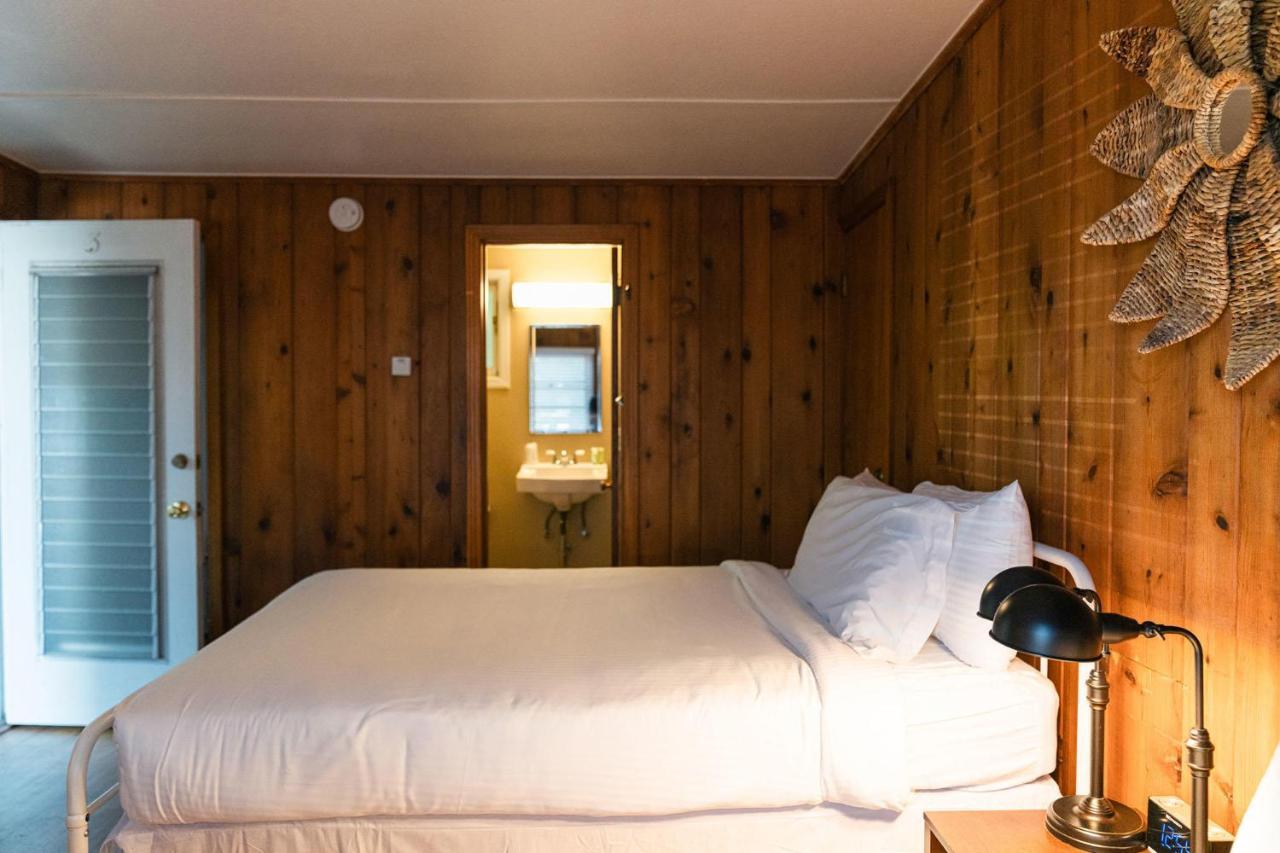 Whispering Winds Motel Аубурн Экстерьер фото