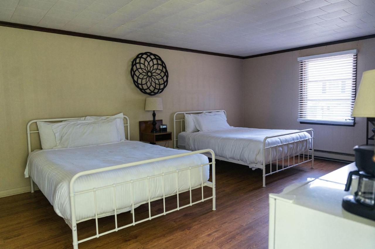 Whispering Winds Motel Аубурн Экстерьер фото